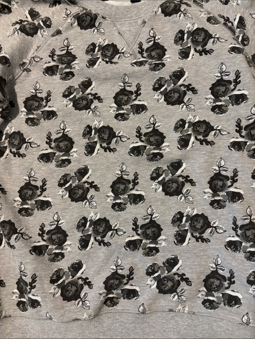 The North Face Crew Neck Sweatshirt - Picture 2 of 4